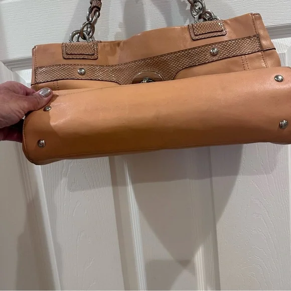 Coach Penelope Apricot / Peachy Leather shoulder bag - - Picture 5 of 14